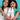 Zwei Mädchen zeigen das boep Leichtkämmspray in 2 Varianten mit und ohne Duft